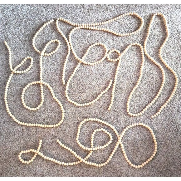 4 Strands of Beige Wooden Ball Garland 9 Feet Each Christmas Tree Decor - Picture 1 of 3